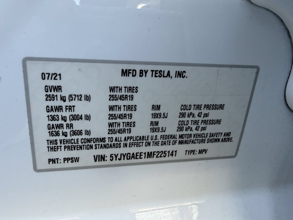 Used 2021 Tesla Model Y Long Range AWD/4WD image 29