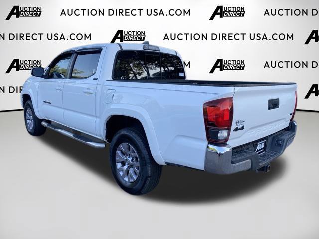 Used 2018 Toyota Tacoma SR5 AWD/4WD image 22