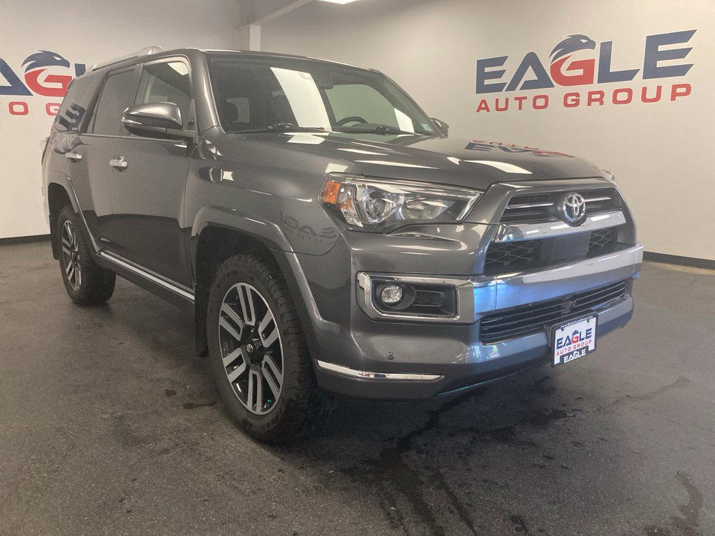 Used 2023 Toyota 4Runner Limited AWD/4WD image 2