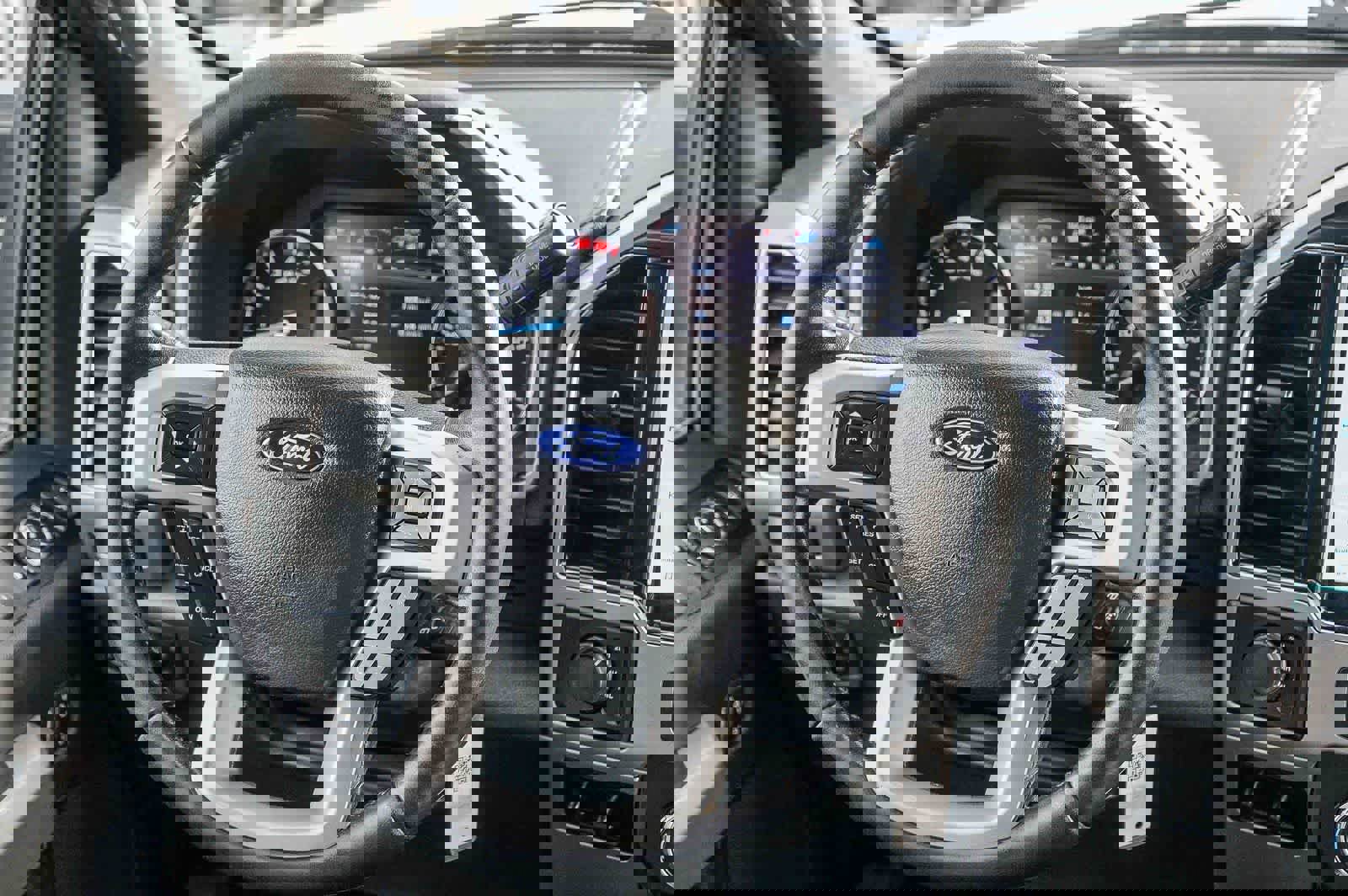 Used 2022 Ford F250 Lariat w/ Lariat Value Package image 13