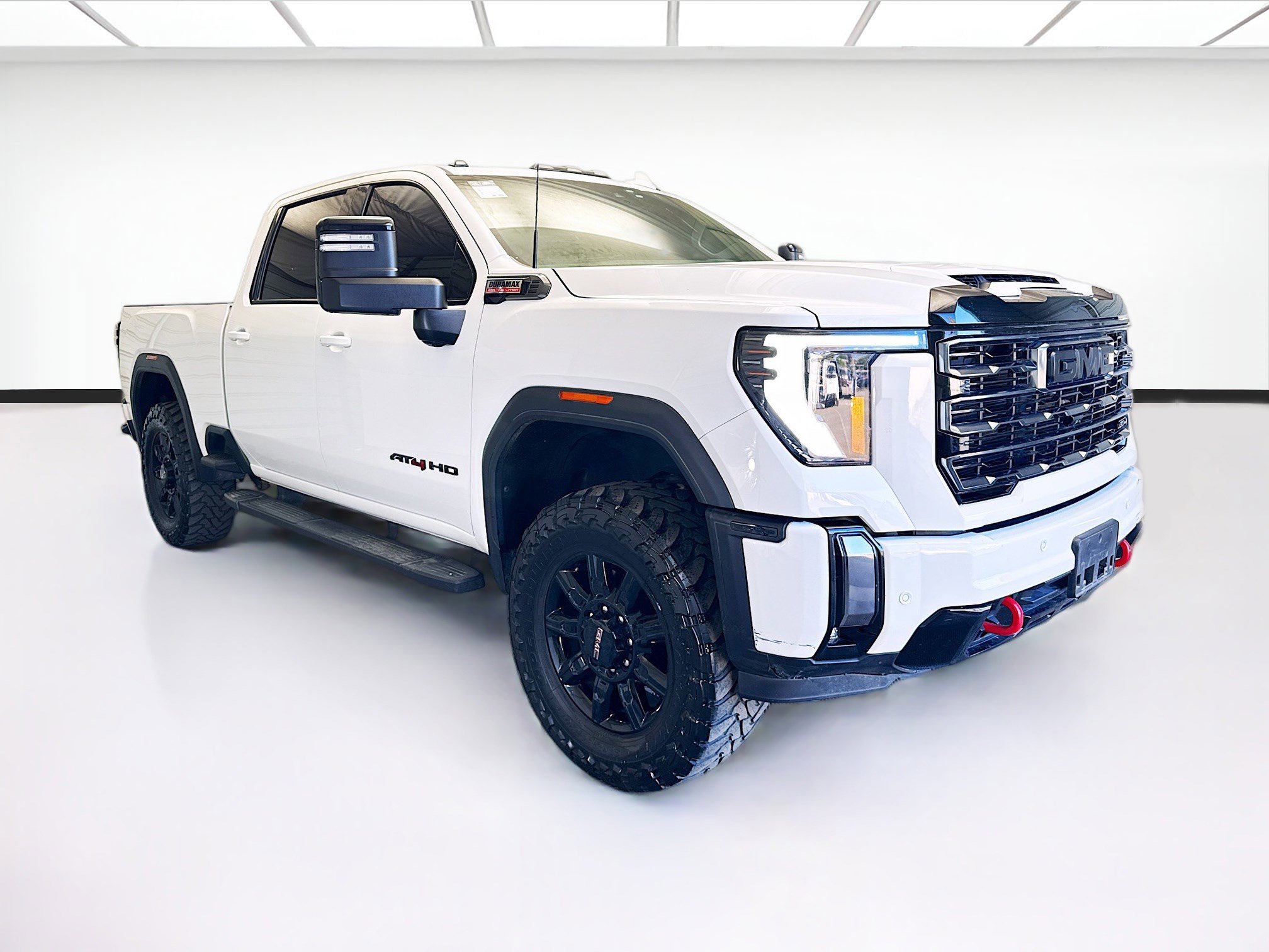 Used 2024 GMC Sierra 2500 AT4 w/ Technology Package image 3