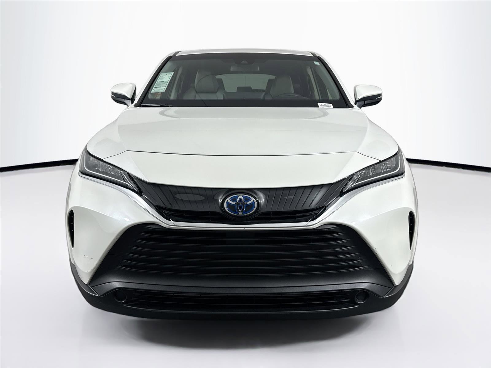 Certified 2022 Toyota Venza XLE image 7