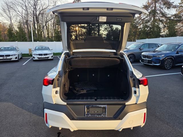 Used 2025 BMW X2 xDrive28i w/ Technology Package image 32