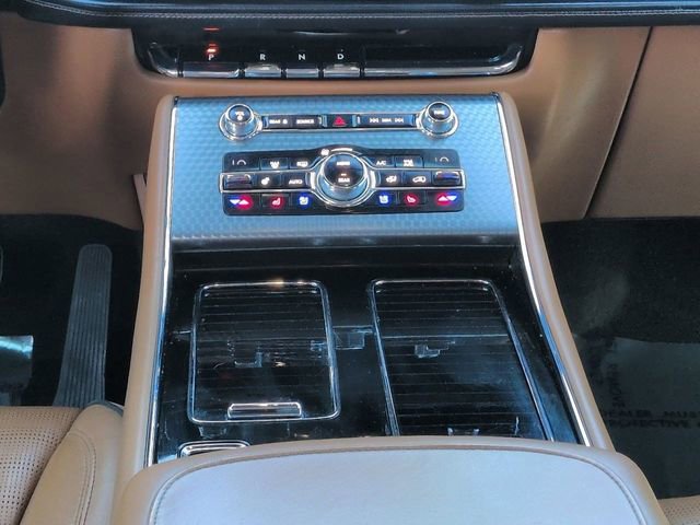 Used 2020 Lincoln Aviator Black Label w/ Dynamic Handling Package AWD/4WD image 19