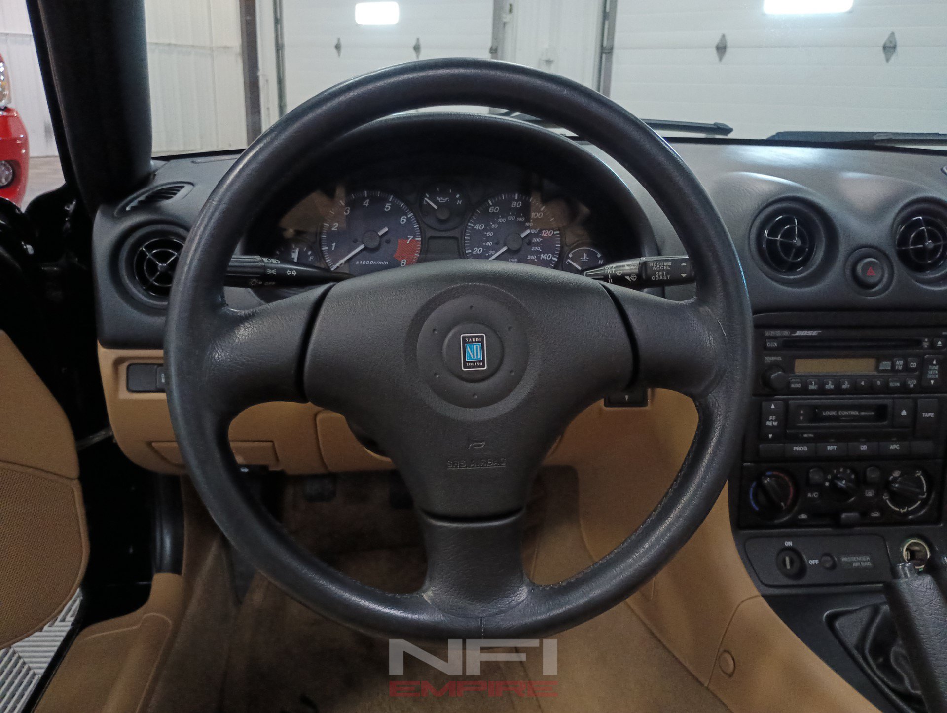 Used 1999 MAZDA MX-5 Miata RWD image 34