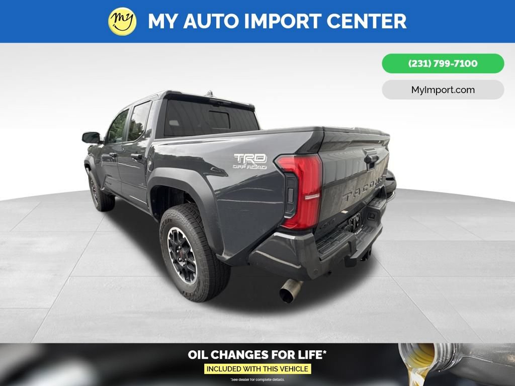 Used 2025 Toyota Tacoma TRD Off-Road w/ TRD Off Road Premium Package AWD/4WD image 4