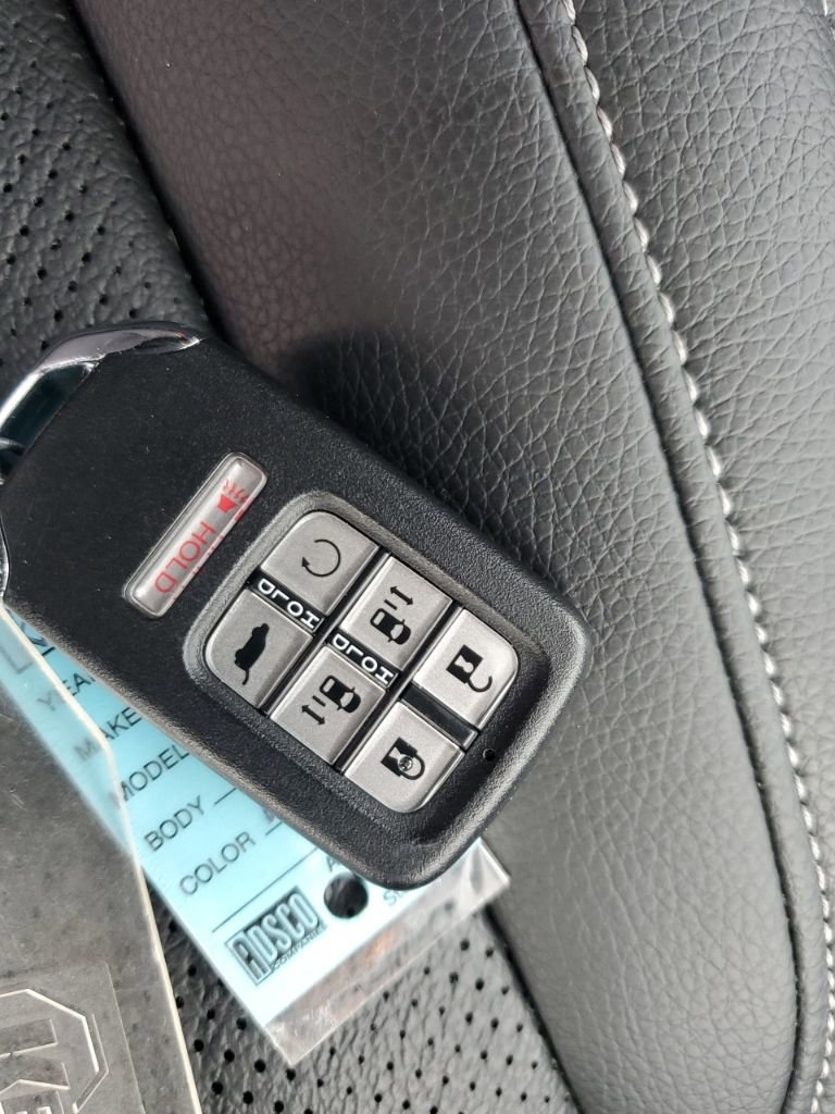 Used 2024 Honda Odyssey Elite image 33