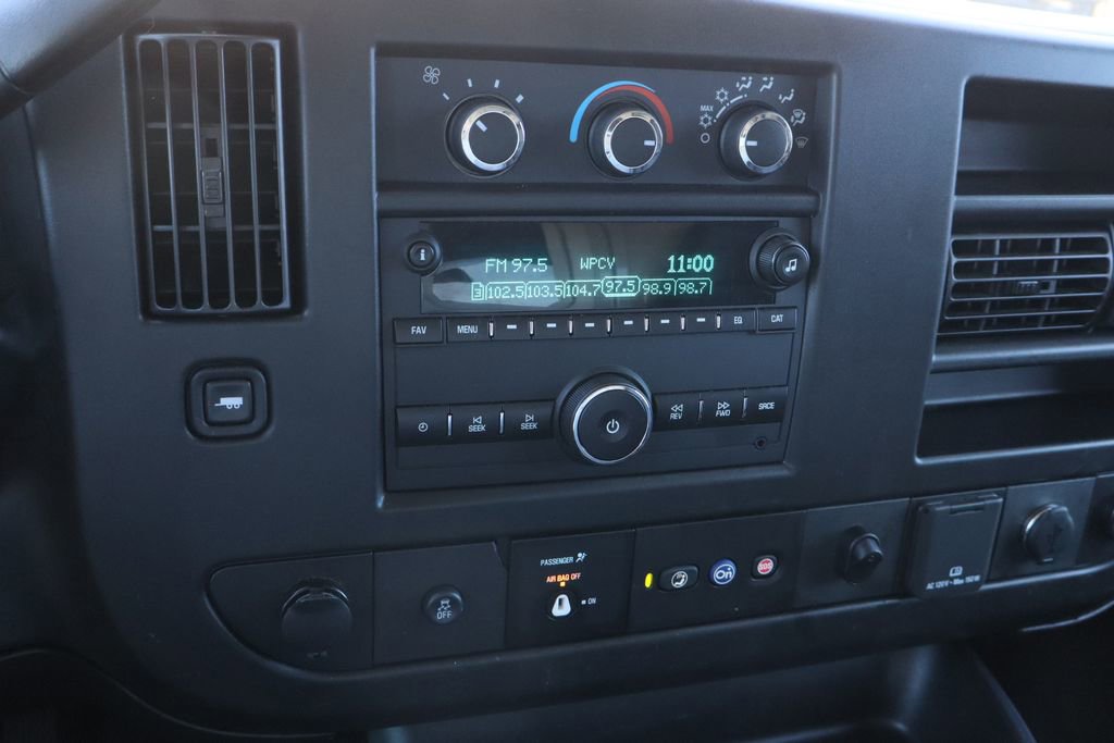 Used 2023 GMC Savana 3500 w/ Power Convenience Package image 15