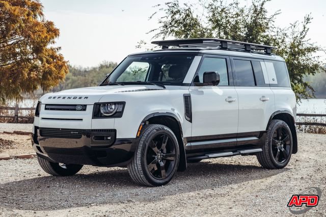 Used 2022 Land Rover Defender 110 X-Dynamic HSE image 5