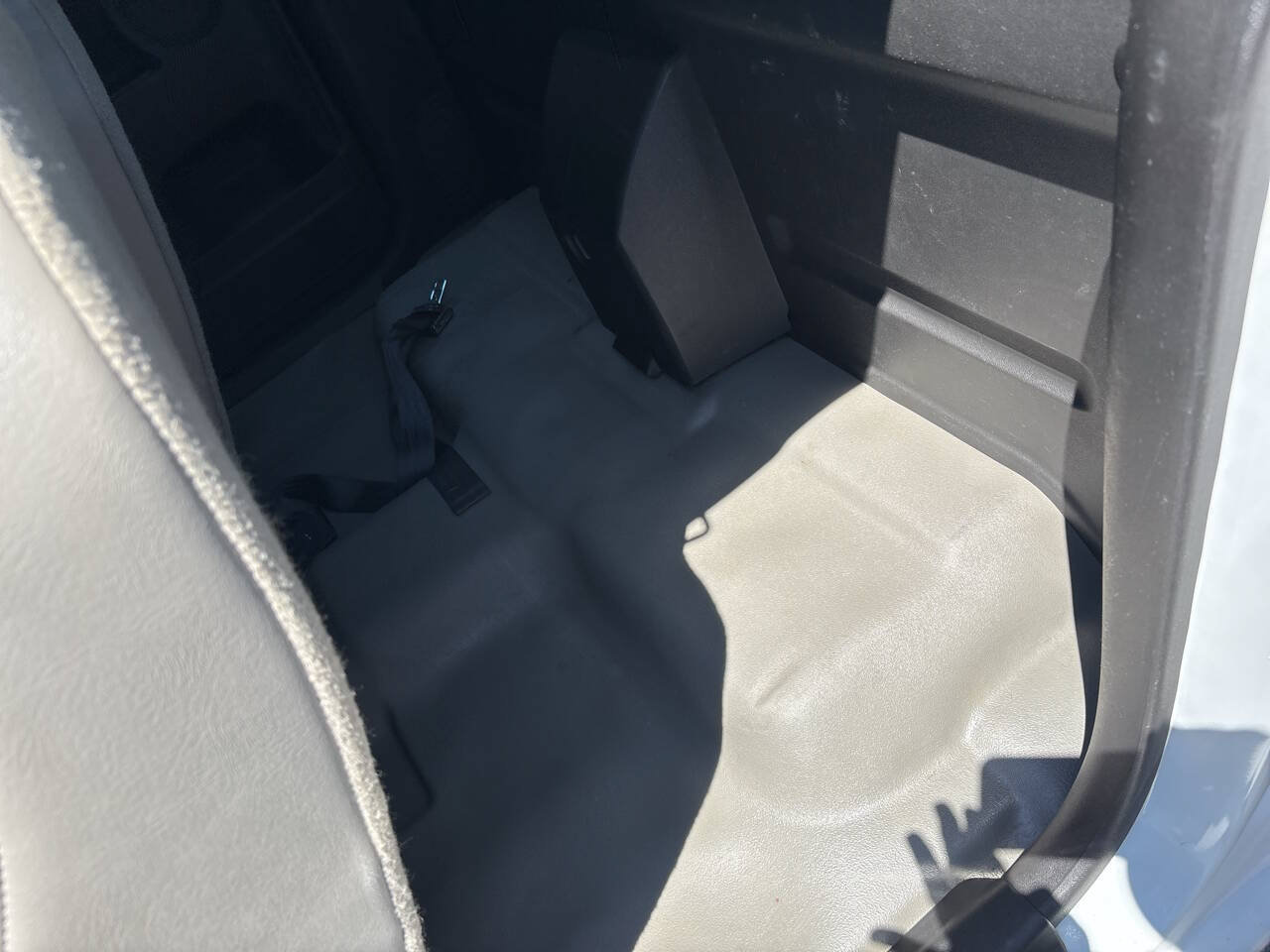 Used 2012 Chevrolet Colorado W/T RWD image 15