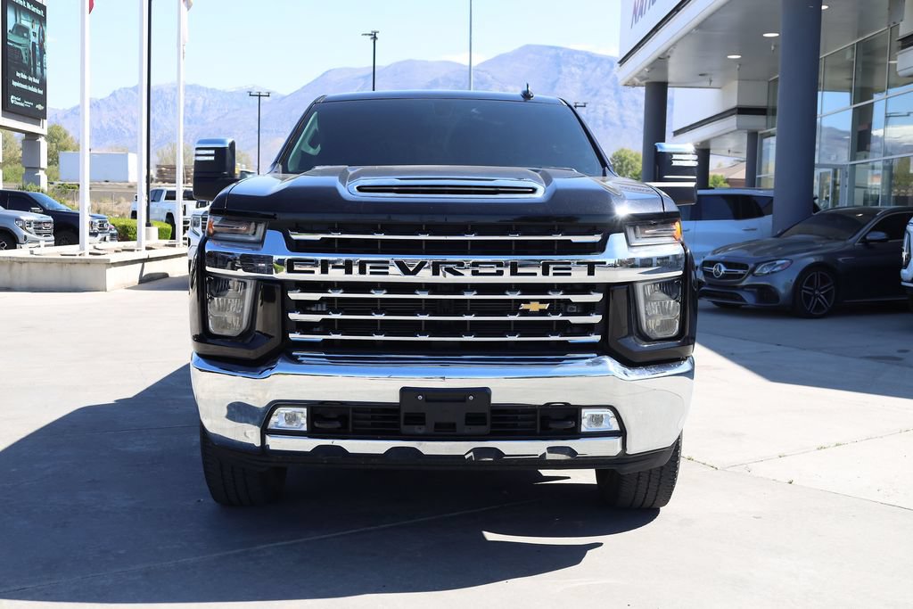 Used 2022 Chevrolet Silverado 2500 LTZ w/ LTZ Convenience Package AWD/4WD image 9