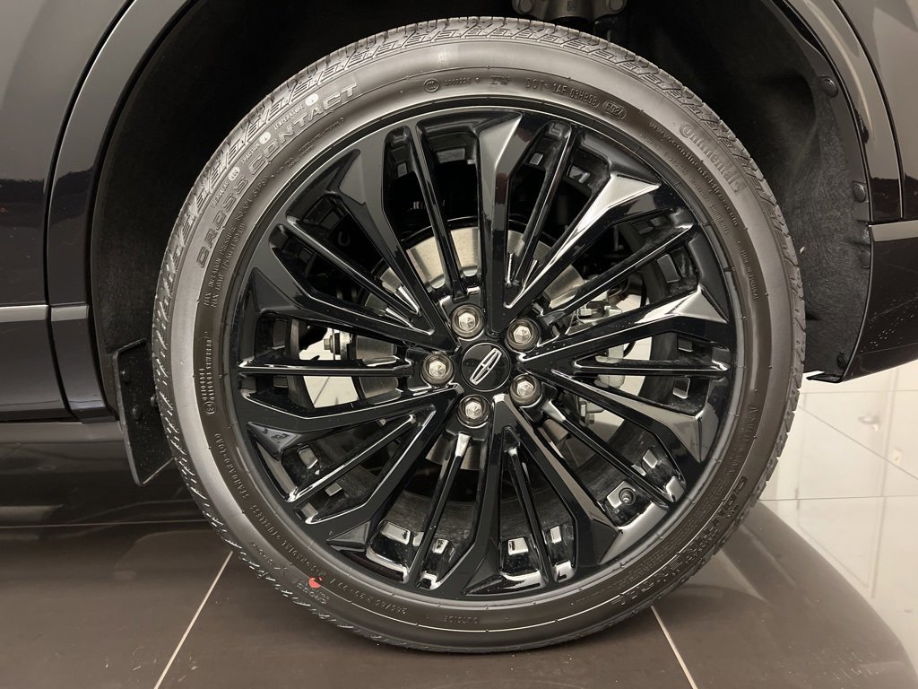 Used 2025 Lincoln Corsair Reserve w/ Jet Appearance Package image 7