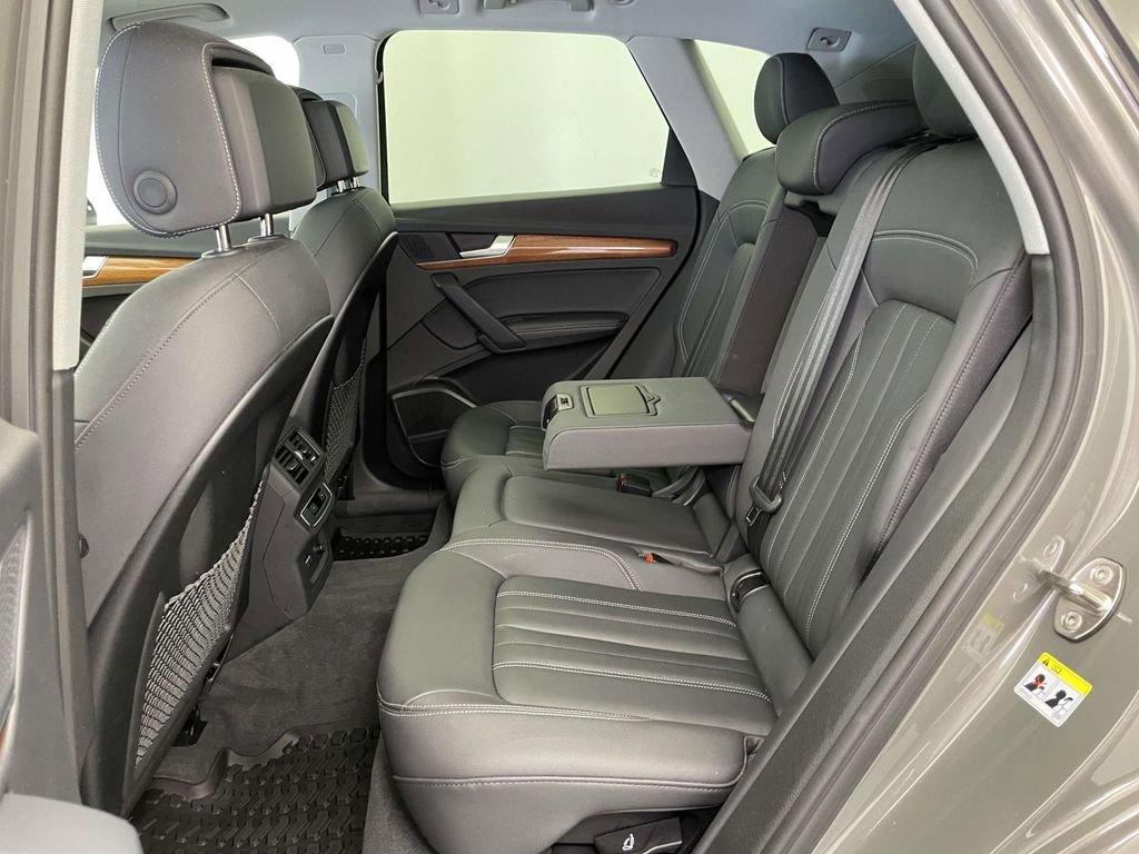 Used 2023 Audi Q5 2.0T Premium Plus w/ Premium Plus Package image 19