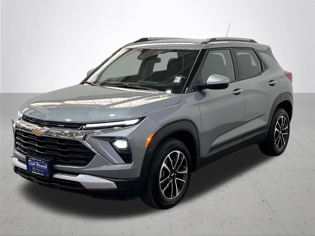 Certified 2026 Chevrolet TrailBlazer LT FWD image 2