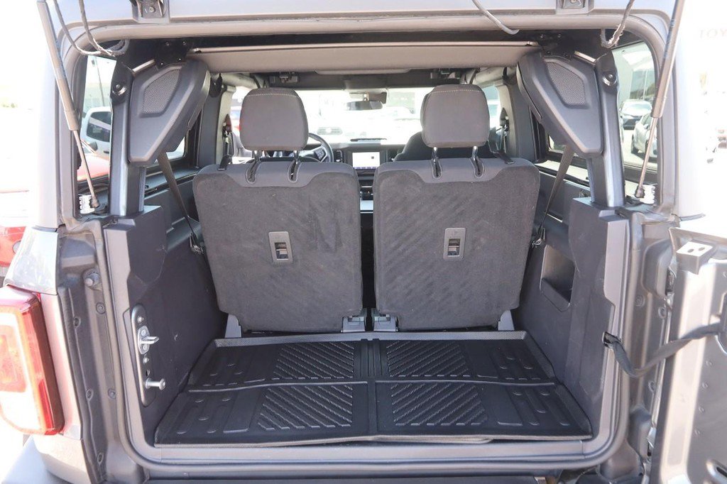 Used 2022 Ford Bronco 2-Door w/ Sasquatch Package AWD/4WD image 7