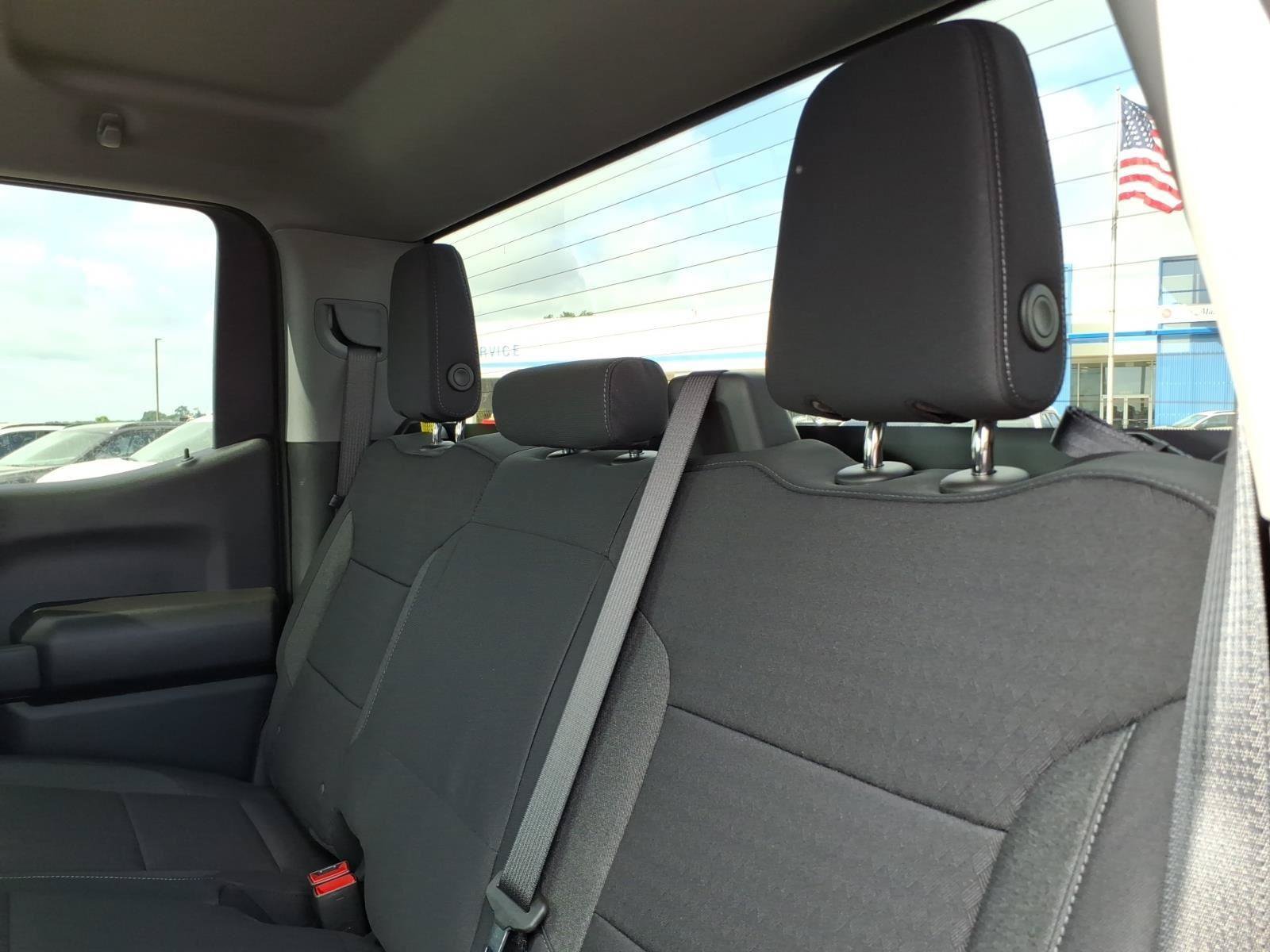 New 2026 Chevrolet Silverado 1500 Custom Trail Boss w/ Turbomax Blackout Package AWD/4WD image 11