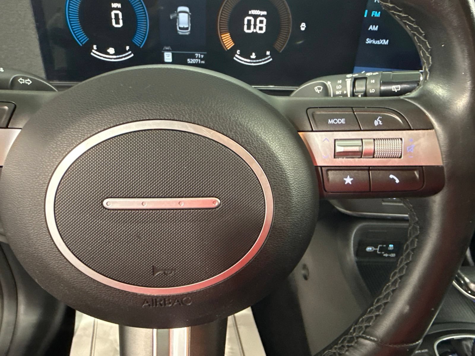 Used 2025 Hyundai Kona SEL AWD/4WD image 35