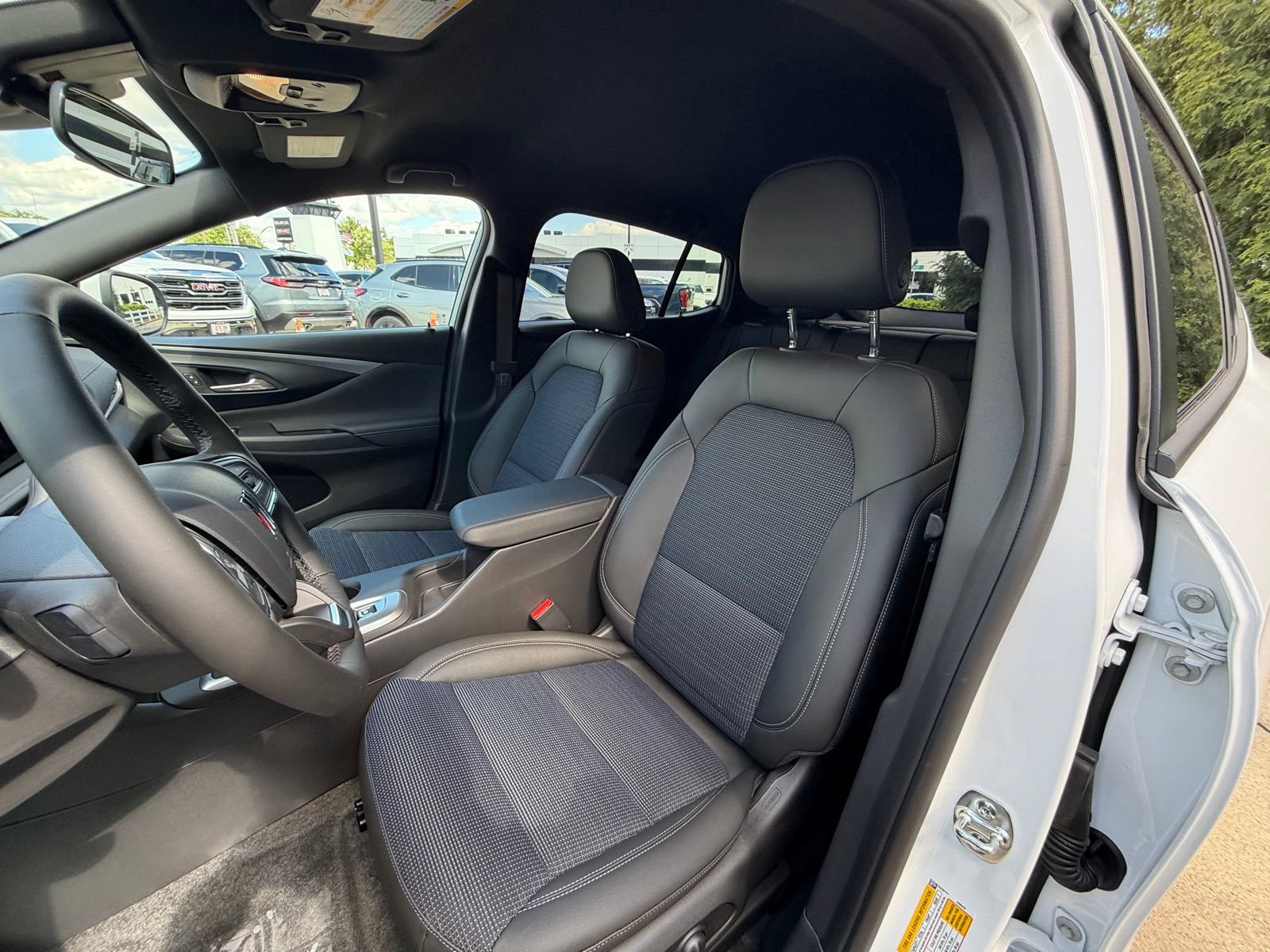 New 2026 Buick Envista Preferred w/ Convenience I Package FWD image 11