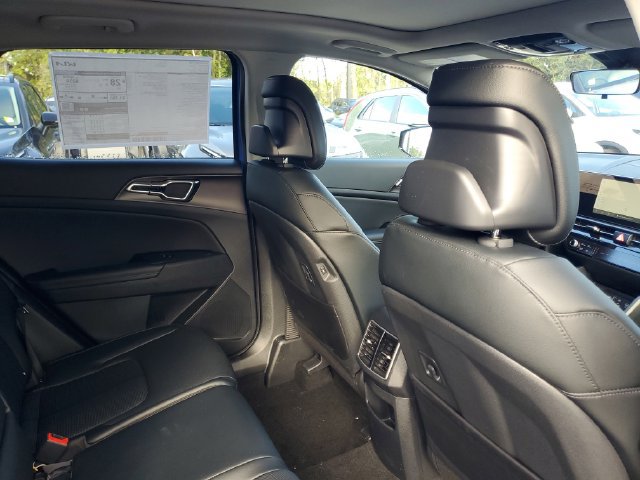 New 2026 Kia Sportage SX FWD image 29
