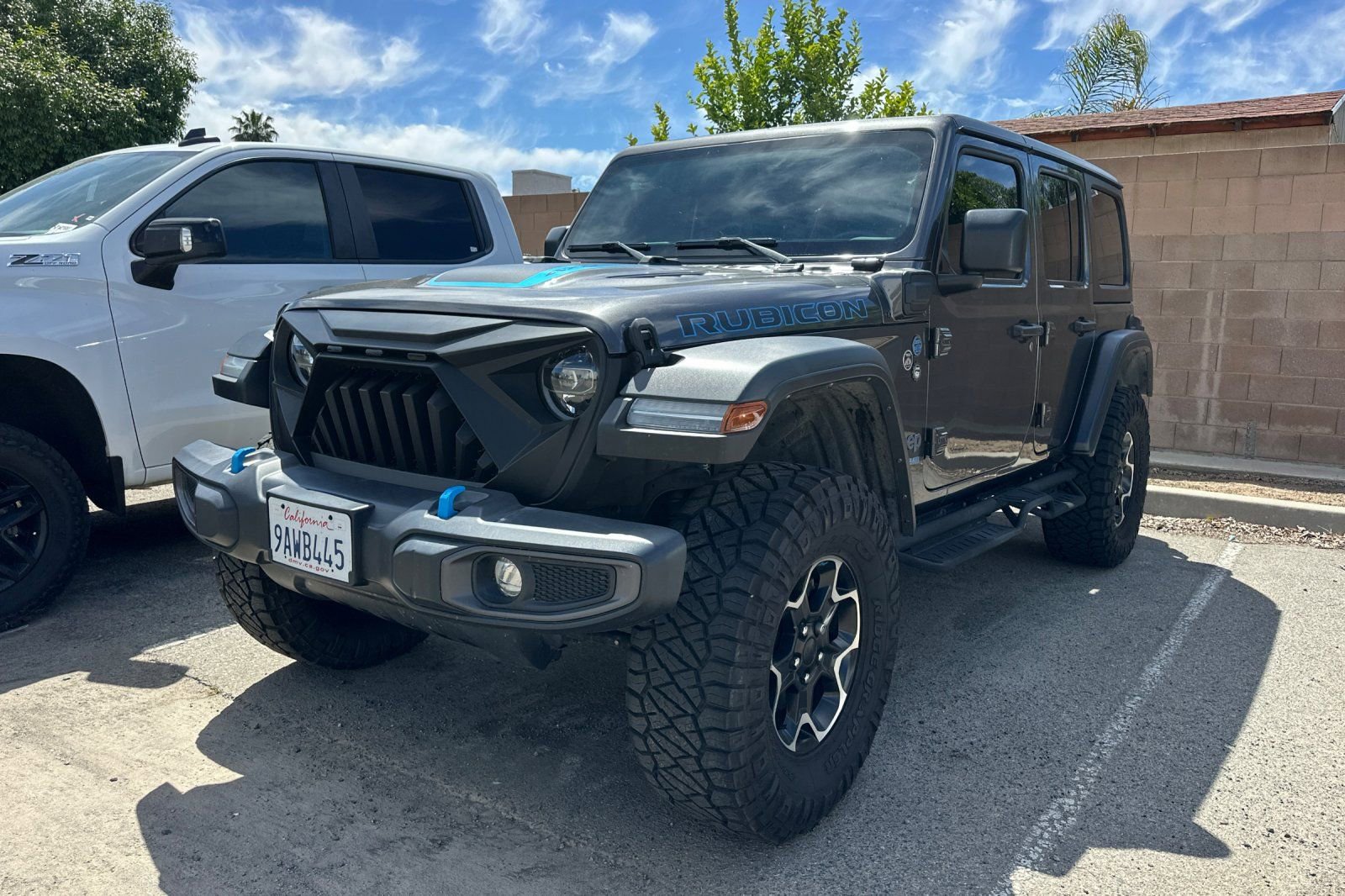 Used 2022 Jeep Wrangler Unlimited Rubicon 4xe image 2