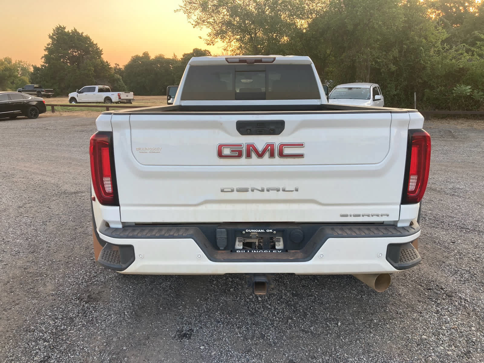Used 2021 GMC Sierra 3500 Denali w/ Denali Ultimate Package AWD/4WD image 7