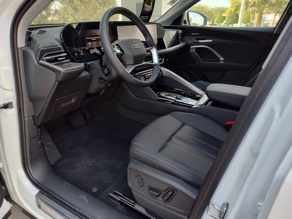 New 2026 Audi Q5 Premium Plus AWD/4WD image 2