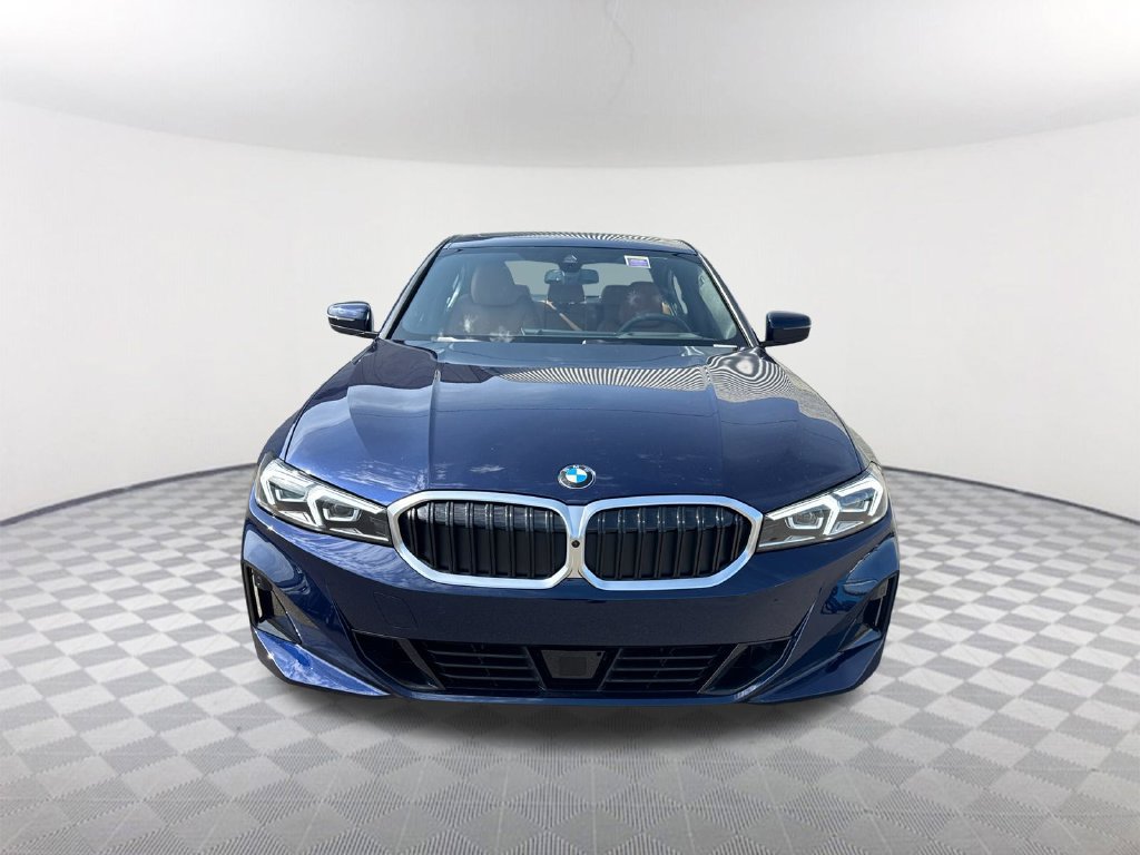 New 2026 BMW 330i Sedan w/ Premium Package RWD image 2