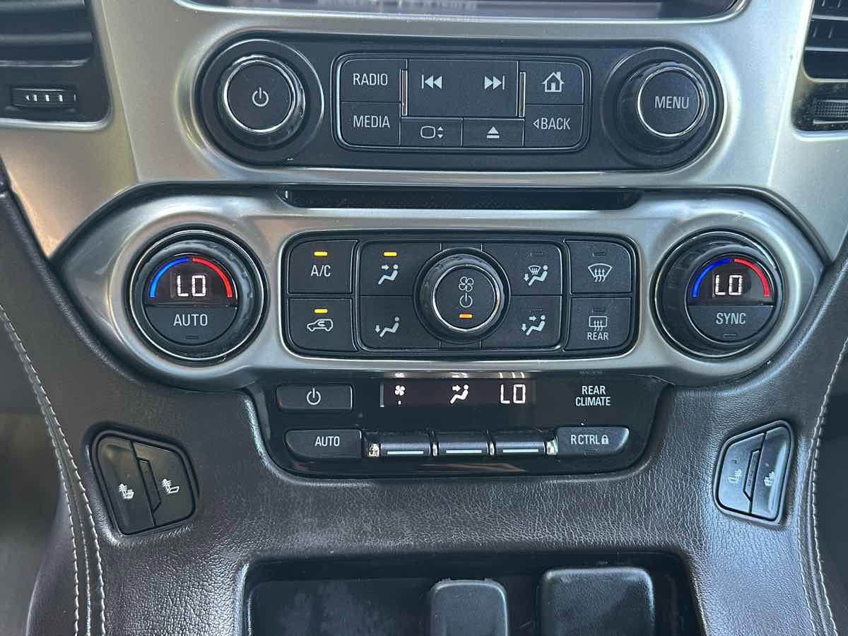 Used 2019 Chevrolet Suburban LT AWD/4WD image 39