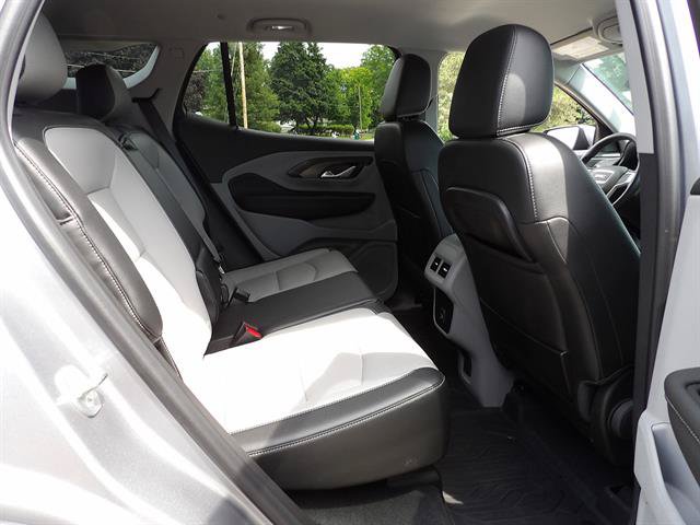 Certified 2023 GMC Terrain SLT w/ LPO, Floor Liner Package AWD/4WD image 40