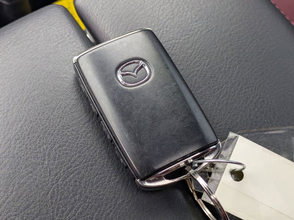 Used 2023 MAZDA CX-9 Carbon Edition image 32