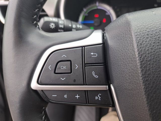 Used 2023 Toyota Highlander XLE AWD/4WD image 24