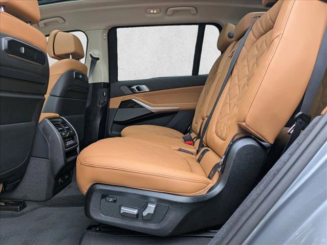 New 2026 BMW X7 xDrive40i image 18