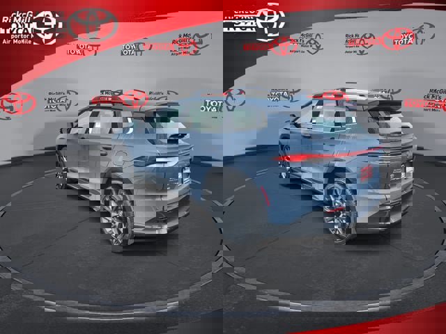 New 2025 Toyota Crown Signia image 6