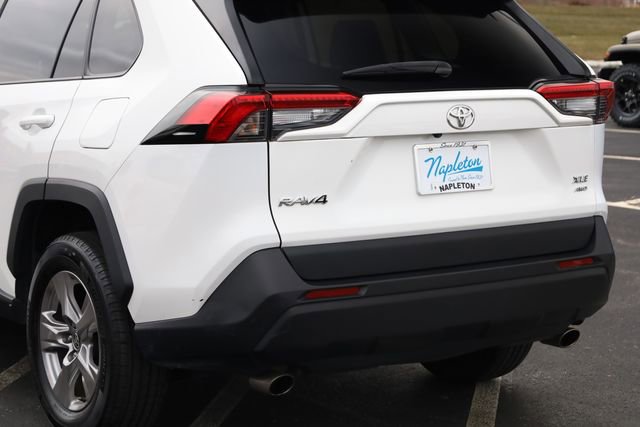 Used 2023 Toyota RAV4 XLE w/ Convenience Package image 8