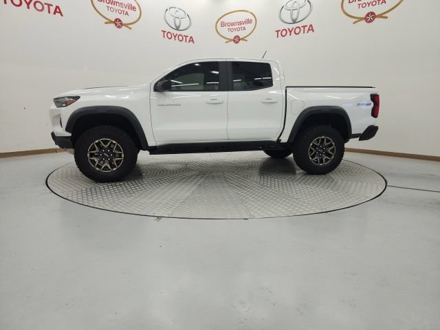 Used 2024 Chevrolet Colorado ZR2 AWD/4WD image 5