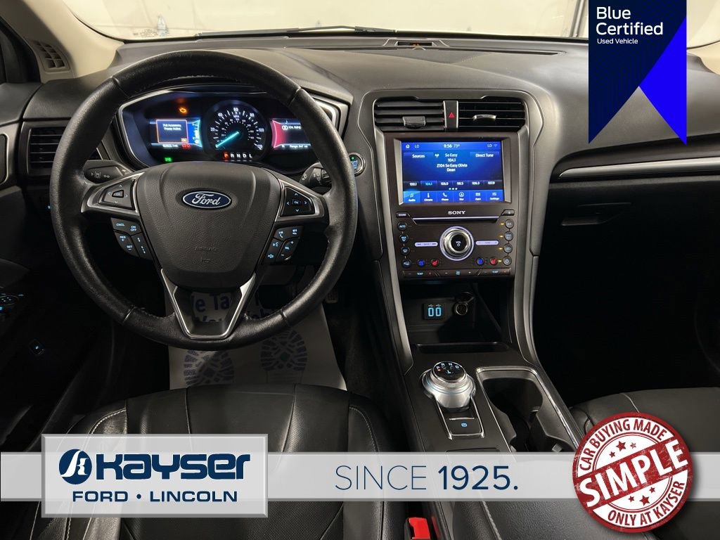 Used 2020 Ford Fusion Energi Titanium FWD image 8