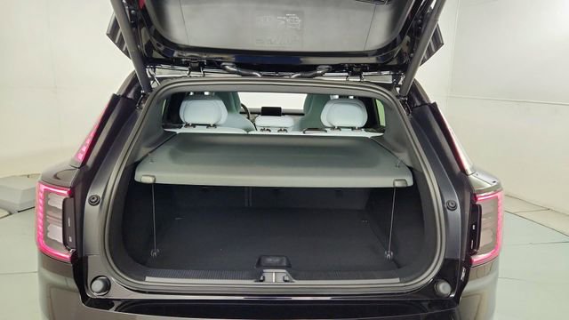 New 2026 Volvo EX30 Ultra w/ Protection Package AWD/4WD image 36