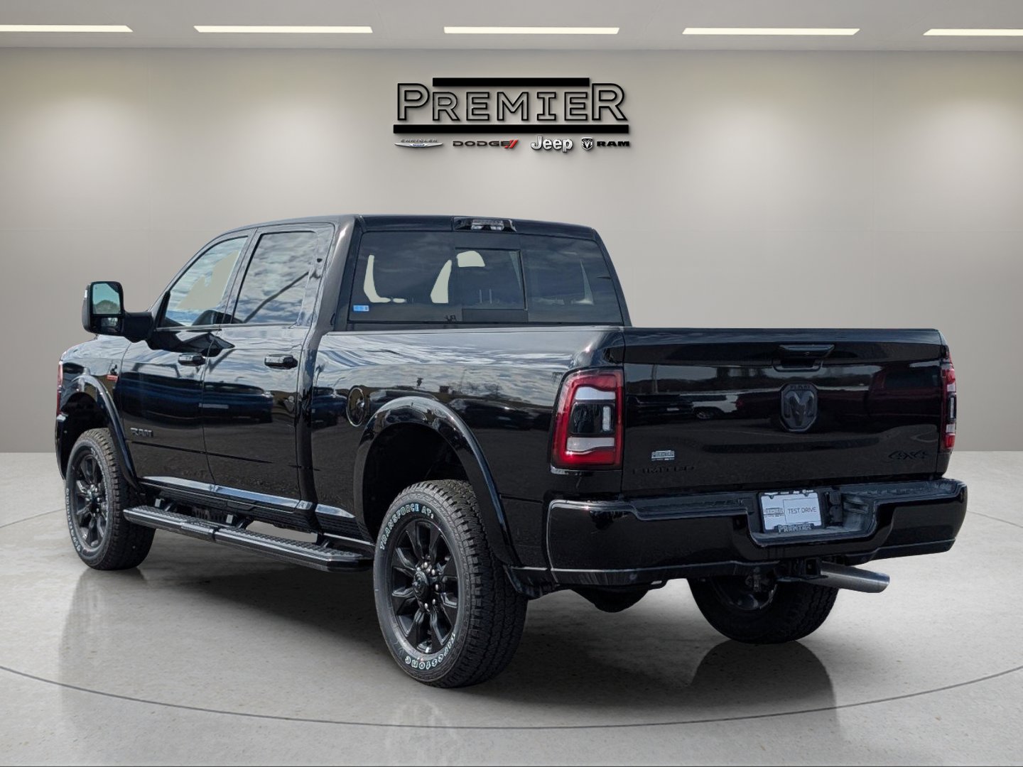 New 2024 RAM 2500 Limited image 7