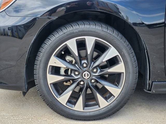 Used 2019 Nissan Sentra SR FWD image 10