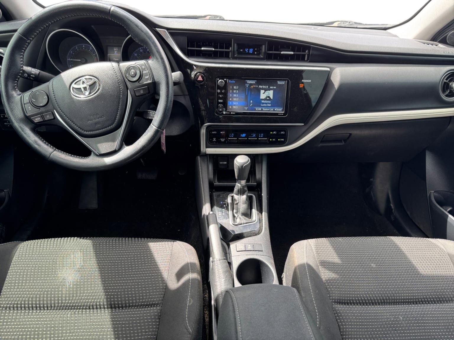 Used 2018 Toyota Corolla iM w/ Carpet Mat Package (TMS) FWD image 12