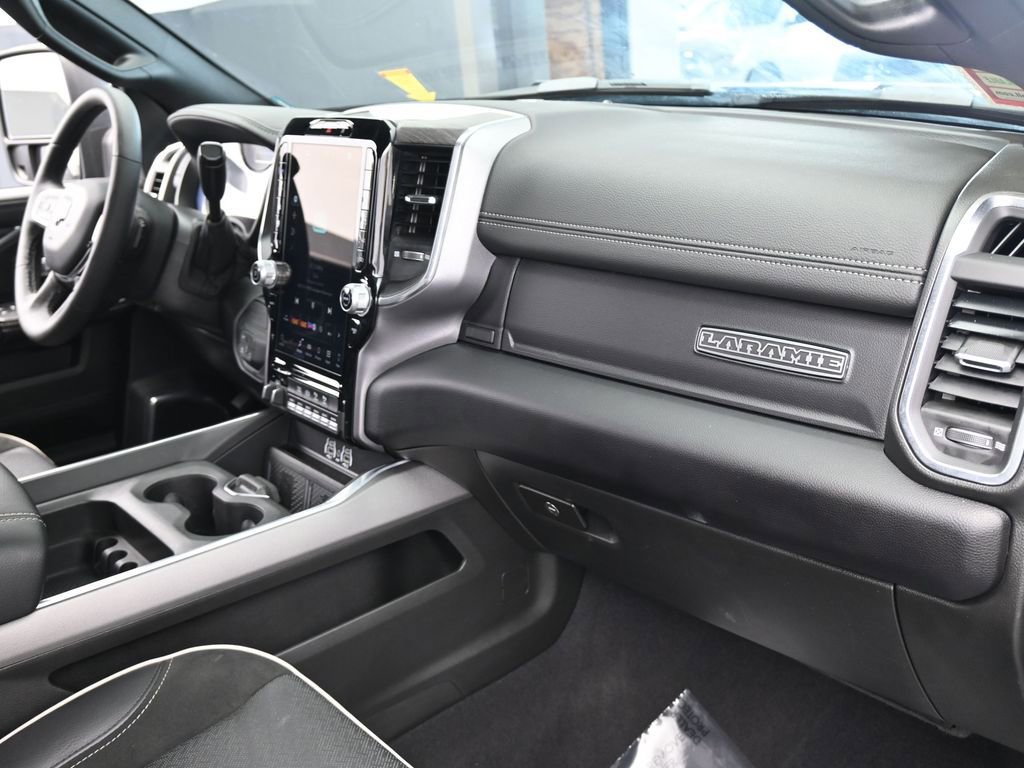 Used 2025 RAM 3500 Laramie image 54