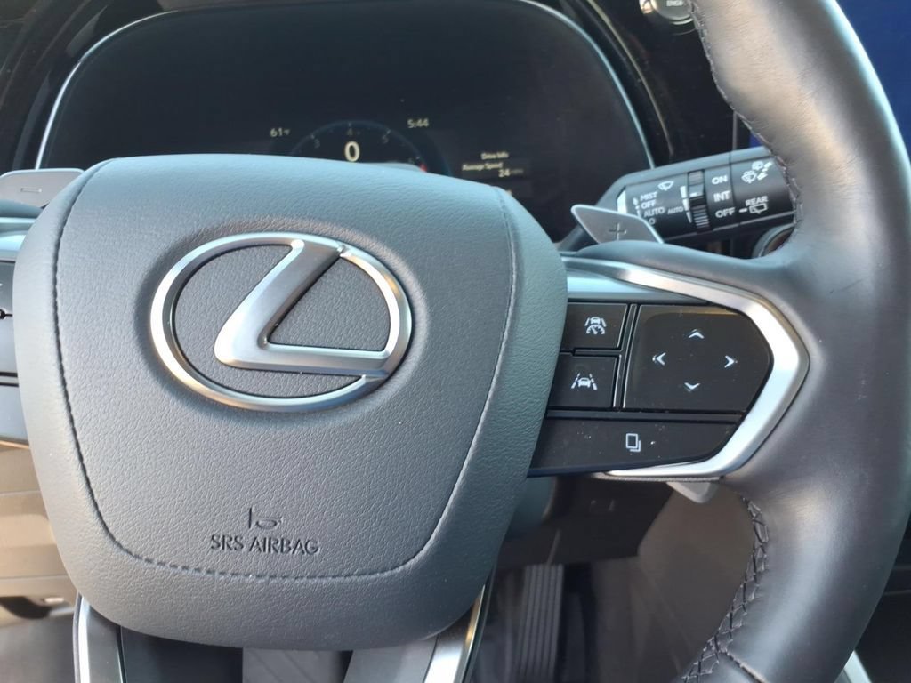 Used 2025 Lexus TX 350 AWD w/ Technology Package image 9