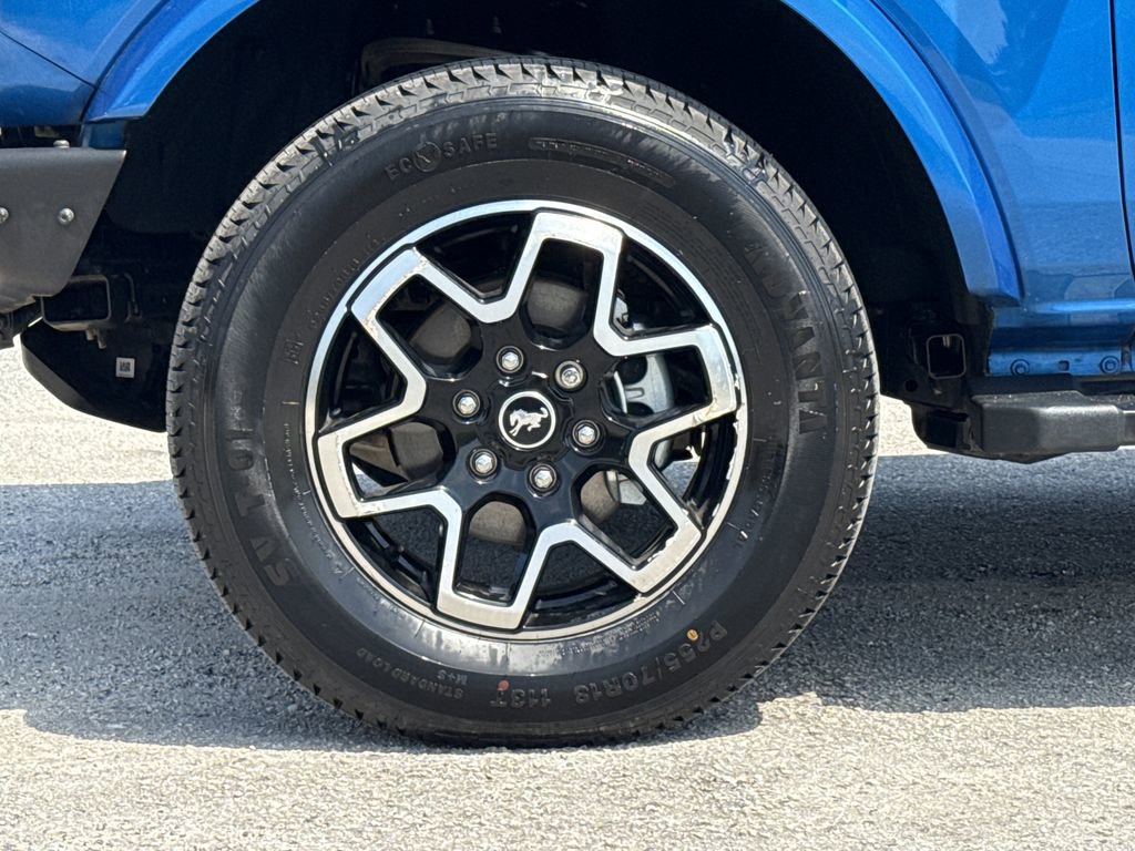 Used 2021 Ford Bronco Outer Banks AWD/4WD image 9