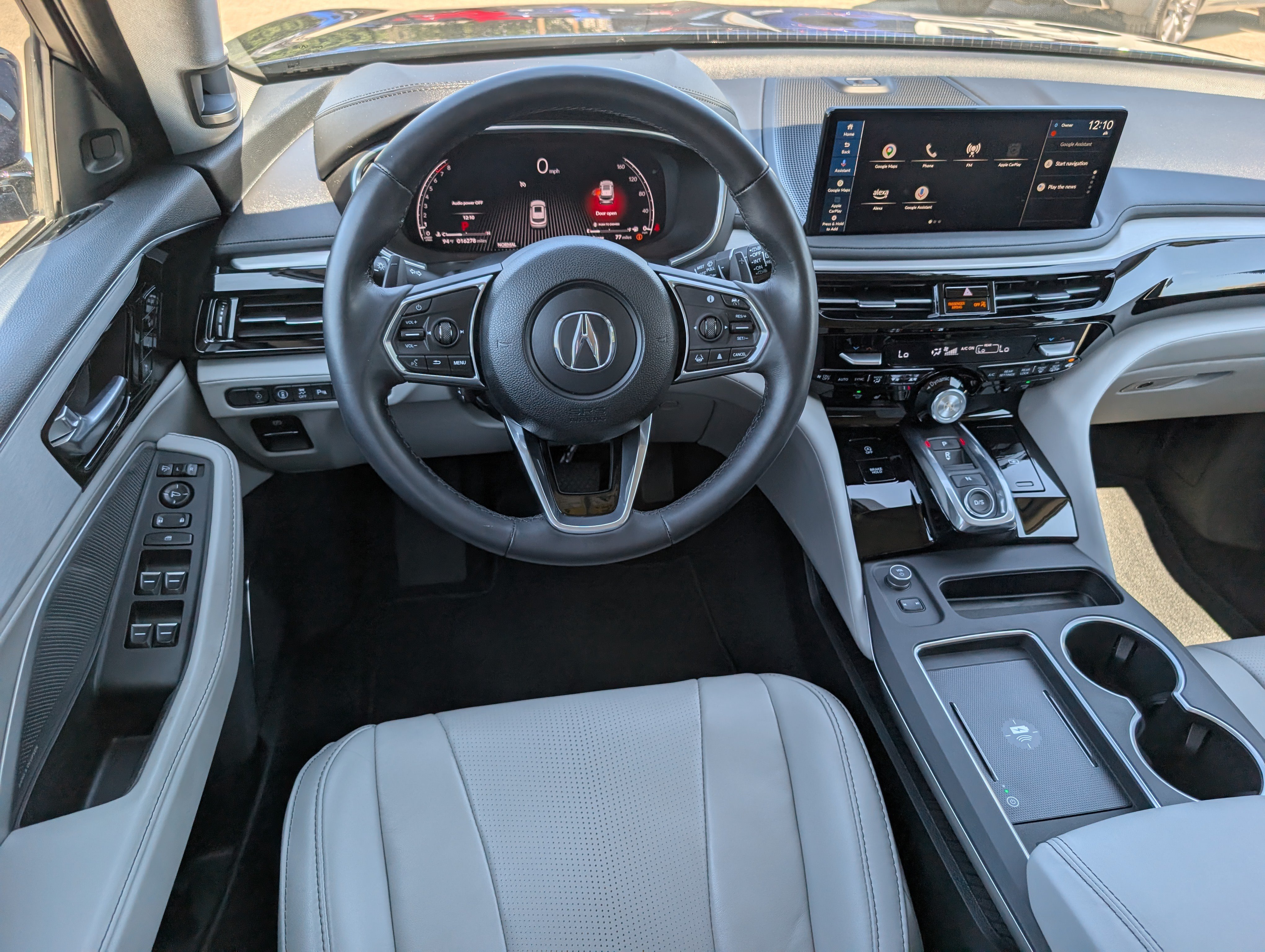 Certified 2025 Acura MDX w/ Technology Package FWD image 8