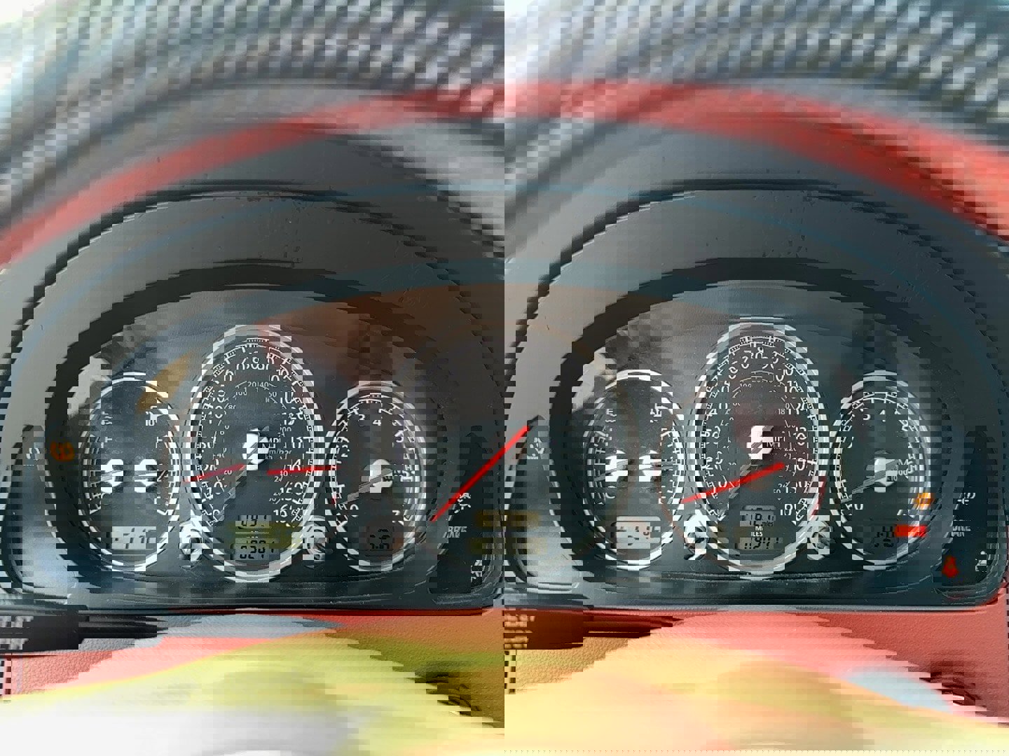 Used 2005 Chrysler Crossfire Limited image 15