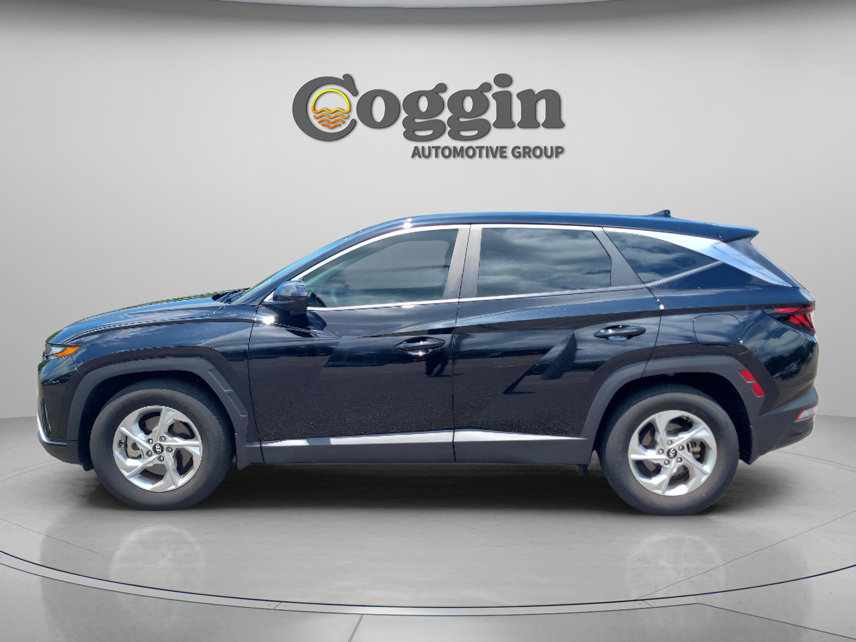 Used 2024 Hyundai Tucson SE FWD image 2
