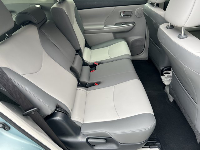 Used 2017 Toyota Prius V Five w/ Advanced Technology Package FWD image 16