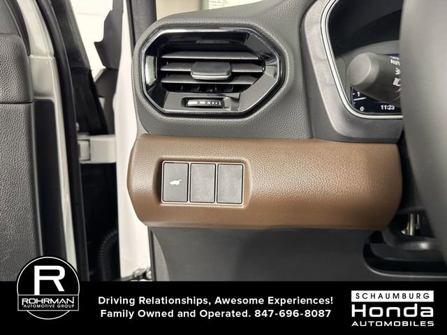 Certified 2026 Honda Pilot Touring image 15