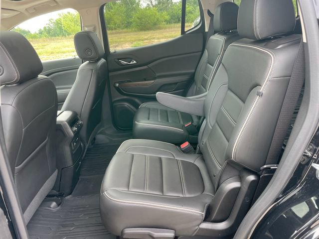Used 2023 GMC Acadia Denali w/ Denali Technology Package AWD/4WD image 29