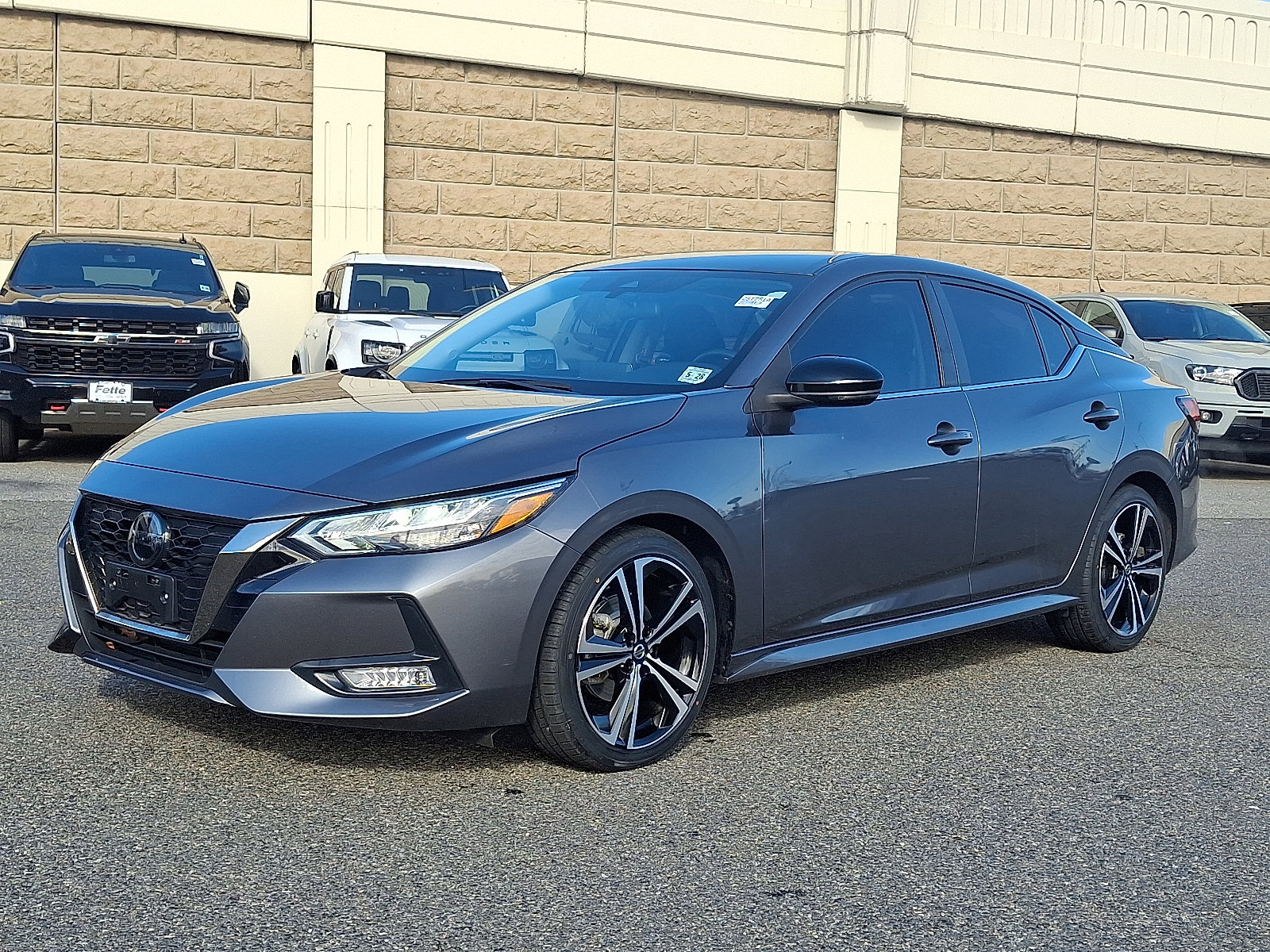 Used 2023 Nissan Sentra SR image 1